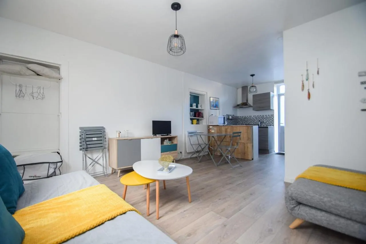 Grand Studio Au Coeur De Dinard A 1Min Du Marche Et 6Min Plage De L'Ecluse Apartment