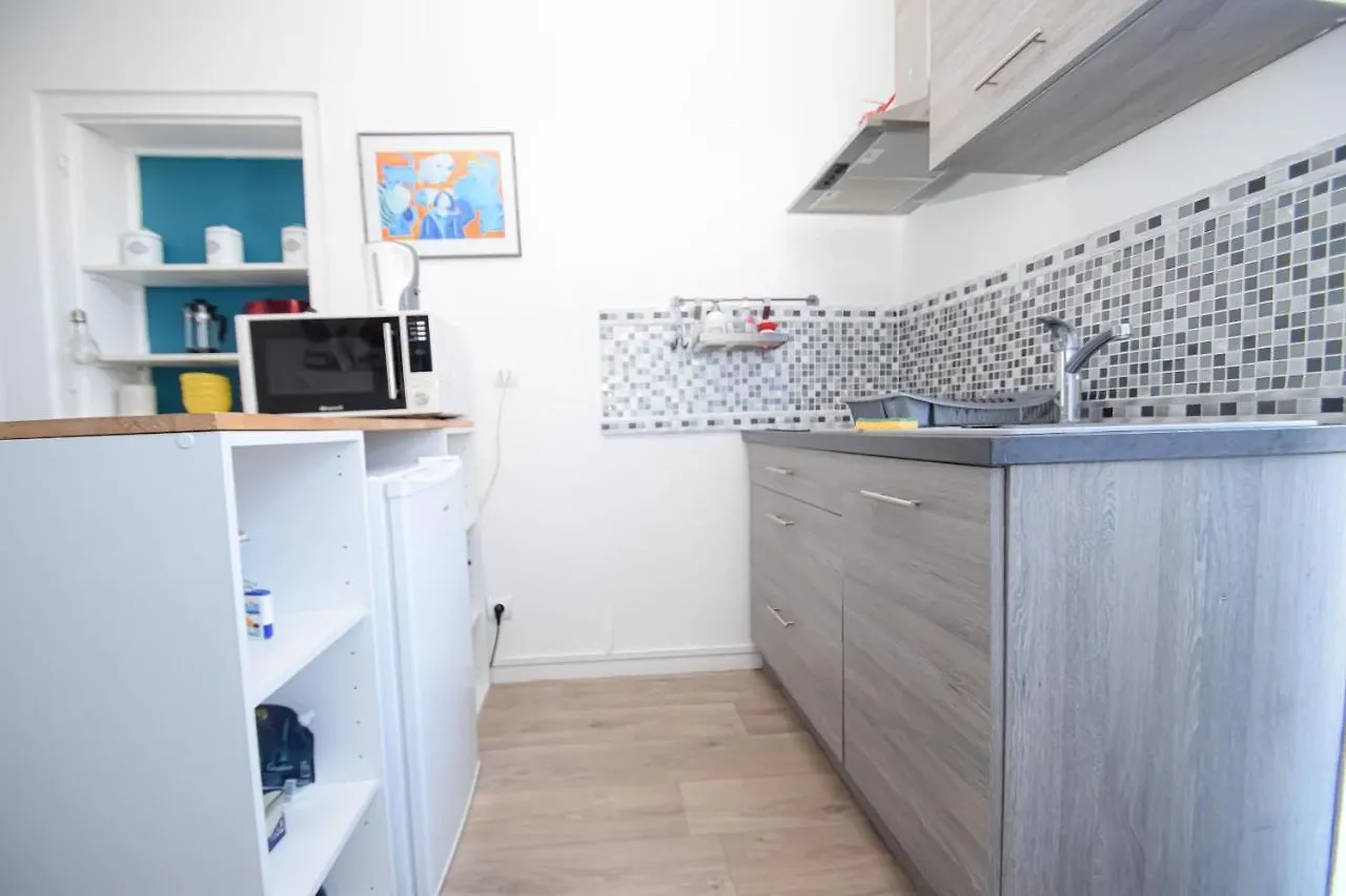 Grand Studio Au Coeur De Dinard A 1Min Du Marche Et 6Min Plage De L'Ecluse Apartment